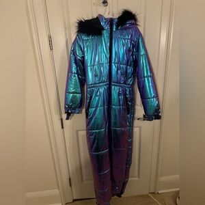 Ski suit snow suit